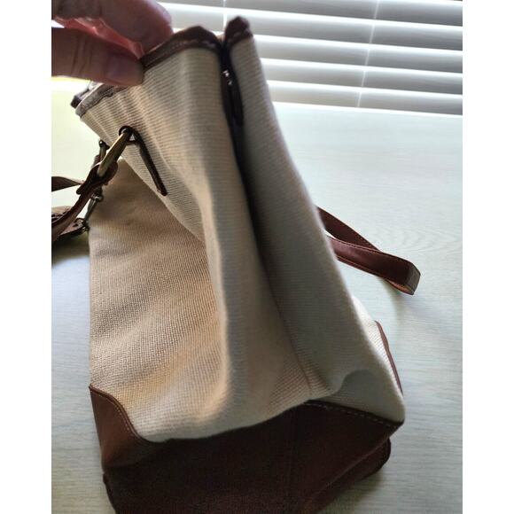 PURSE-COLDWATER CREEK-Beige-Faux Brown Leather-Short Shoulder Strap-Snap Closure - Picture 3 of 16